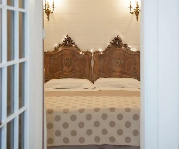 Little House Болонья